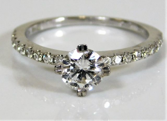 0.7ct diamond ring SOLD £1000