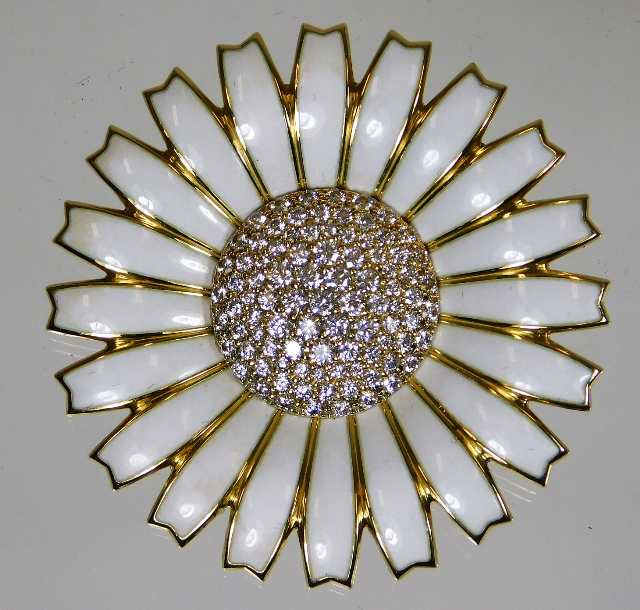 An early mid 20thC. Georg Jensen 18ct gold daisy brooch SOLD £1700