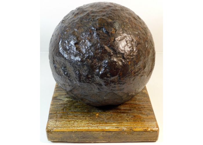 An 88lb cannonball found at HMS Cambridge near Plymouth SOLD £130