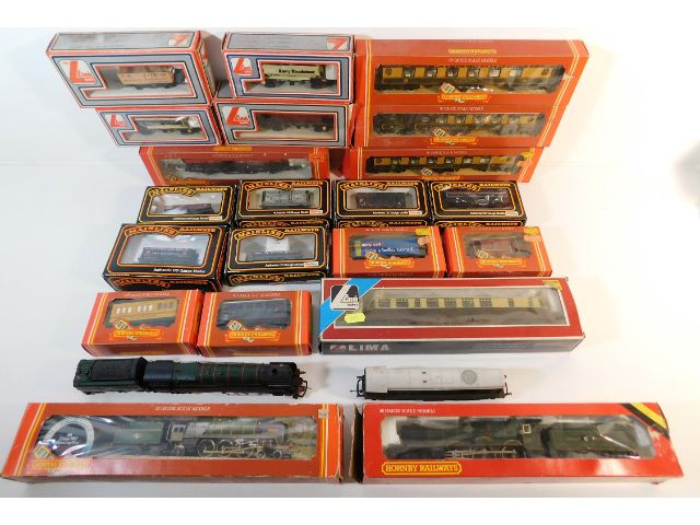 Quantity of playworn Hornby 'Morning Star' & R078 GWR 4-6-0 'King Edward I' twinned with a quantity of other Hornby & Lima boxed items with numerous unboxed engines, rolling stock SOLD £210